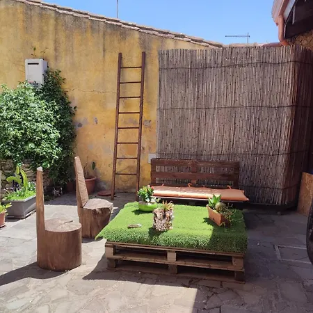 Frühstückspension Shardana 3*